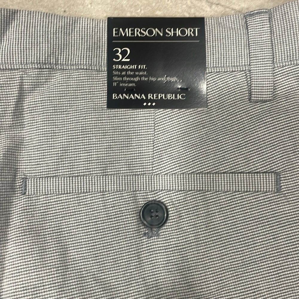 NWT Banana Republic Emerson Shorts Size 32